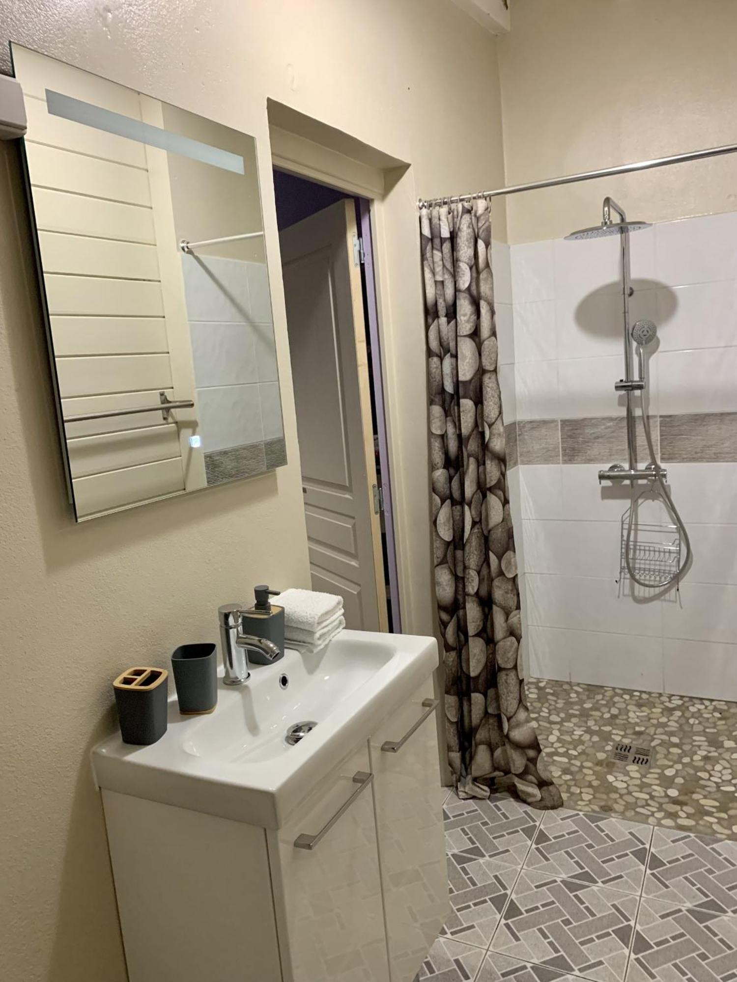 Les Gites Orchidees Bel'o Capesterre-Belle-Eau Chambre photo